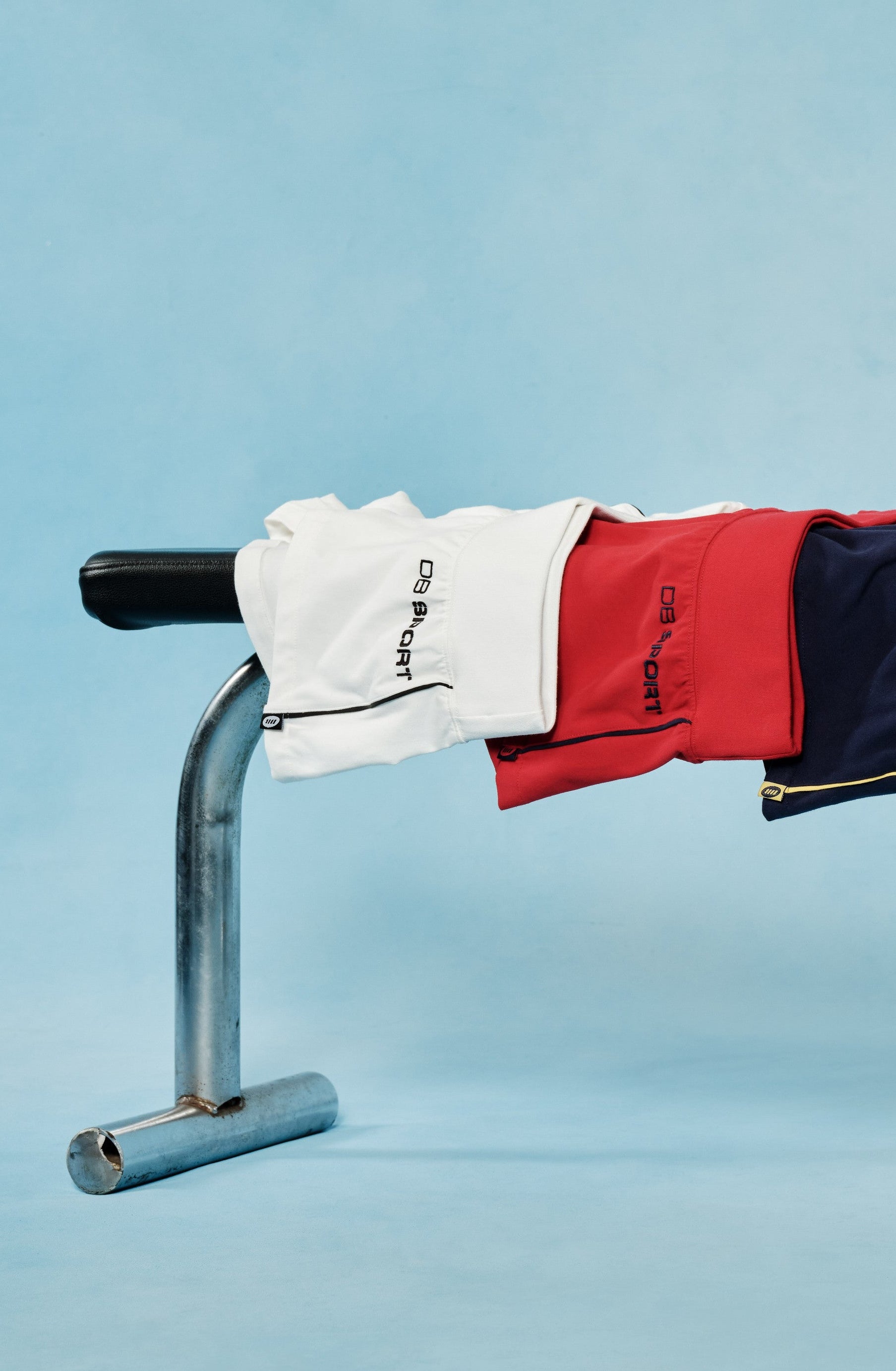 Low Rise Errand Short - Cherry Red
